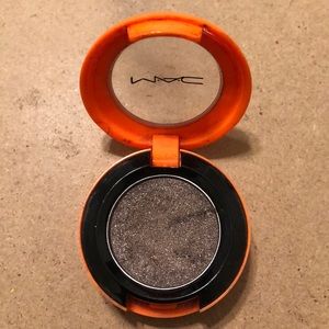 MAC limited edition Shadow